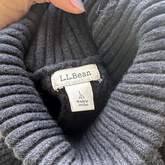 L.L. Bean Pet Black Waffle Knit Turtleneck Pullover Sweater Women's Large - Picture 2 of 9